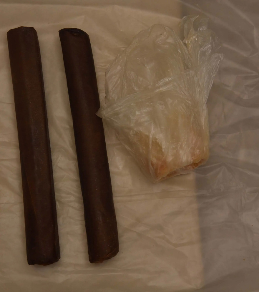 Γιάφκα στο Παγκράτι: «Άγνωστος» στις Αρχές ο 49χρονος φιλόλογος που συνελήφθη για την αποθήκη «οπλοστάσιο