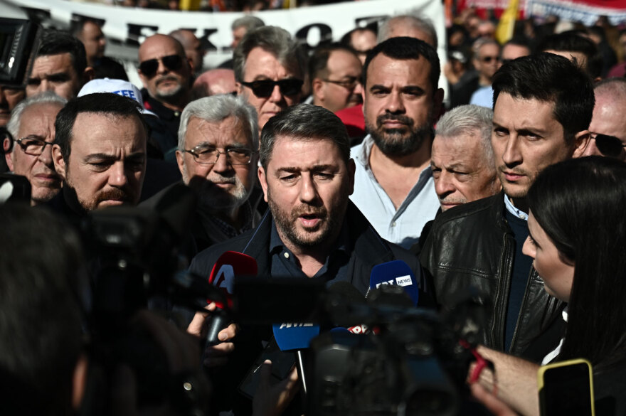 Άνοιξε το κέντρο της Αθήνας - Ολοκληρώθηκαν οι διαδηλώσεις