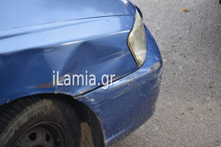 Λαμία: Τύχη βουνό για οδηγό, όταν τεράστιο δένδρο βρέθηκε στο δρόμο του 