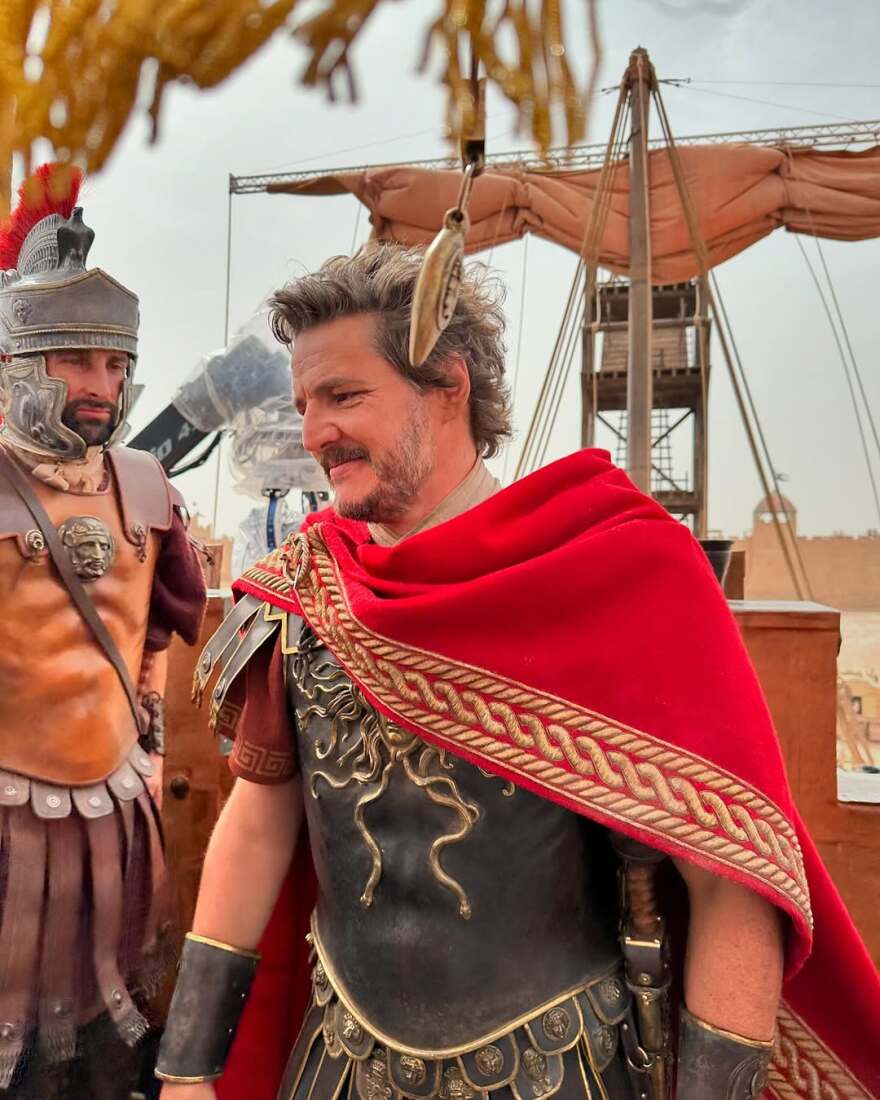 Πέδρο Πασκάλ - Πολ Μέσκαλ: Backstage φωτογραφίες από τα γυρίσματα του Gladiator 2 στο Μαρόκο 