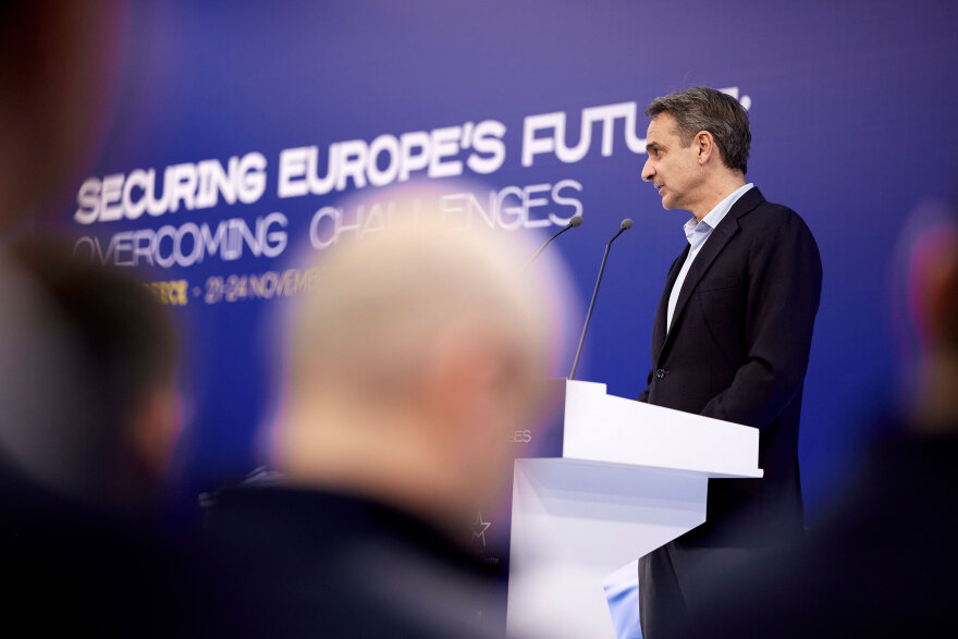  Μητσοτάκης στο συνέδριο της Νεολαίας του ΕΛΚ: Φέραμε πίσω στη χώρα 300.000 Έλληνες από το εξωτερικό