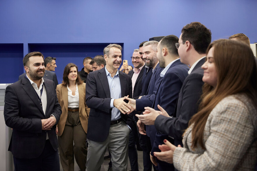  Μητσοτάκης στο συνέδριο της Νεολαίας του ΕΛΚ: Φέραμε πίσω στη χώρα 300.000 Έλληνες από το εξωτερικό