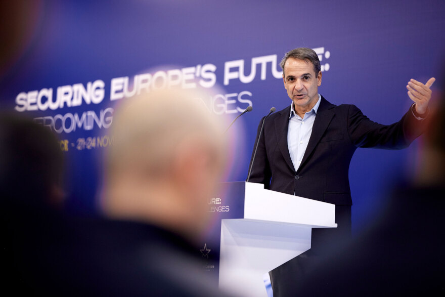  Μητσοτάκης στο συνέδριο της Νεολαίας του ΕΛΚ: Φέραμε πίσω στη χώρα 300.000 Έλληνες από το εξωτερικό