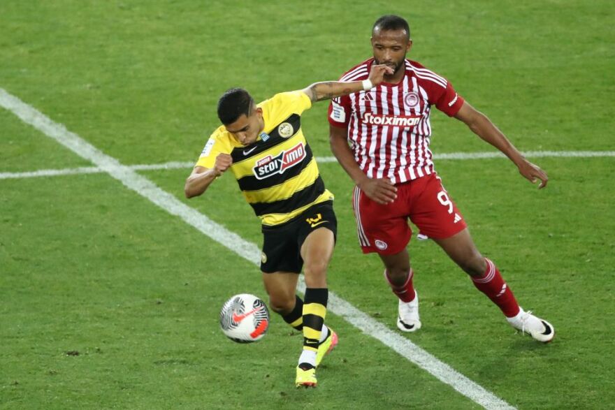 Την Παρασκευή γράφτηκε ιστορία, την Κυριακή είναι απλά ένα ακόμη ντέρμπι…