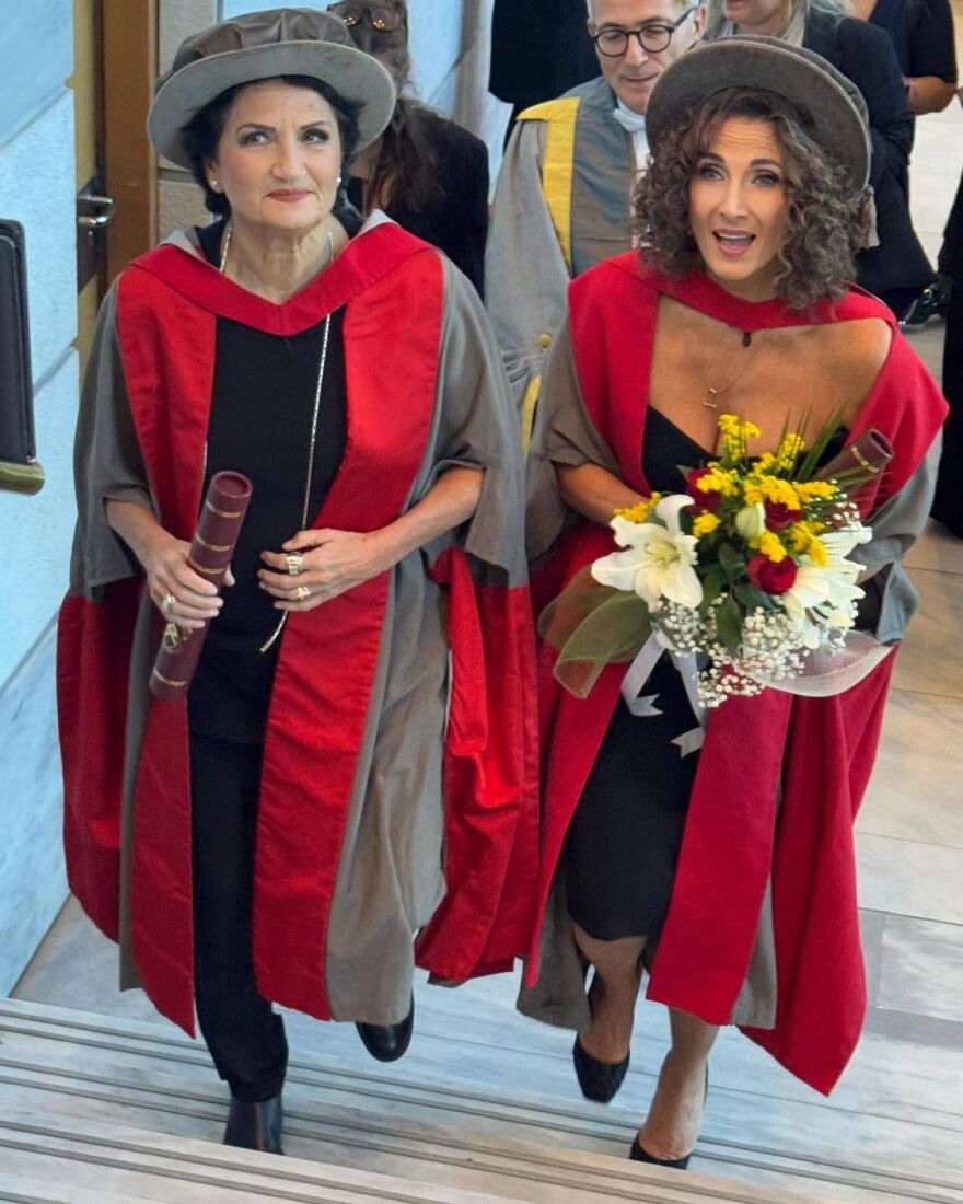 Άλκηστις Πρωτοψάλτη: Της απονεμήθηκε ο τίτλος του Επίτιμου Διδάκτορα από το Πανεπιστήμιο του York