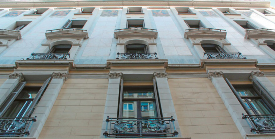 Τα Μέγαρα των Ταμείων και  η ιστορία τους - Τα επιβλητικά κτίρια της Αθήνας και του Πειραιά