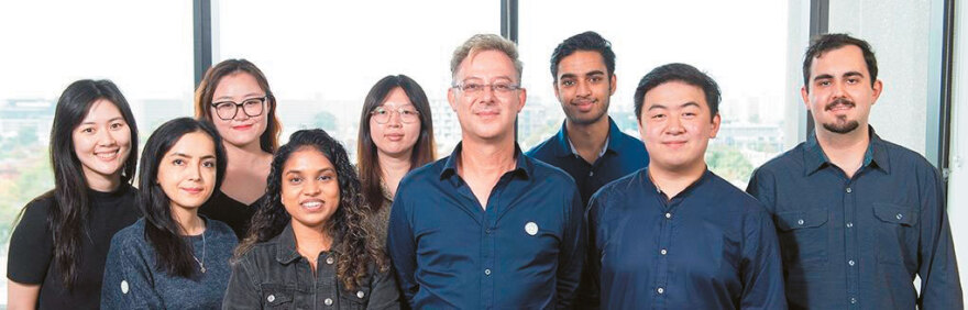 Πολλαπλή σκλήρυνση: Στίβεν Πετράτος, ο Έλληνας γιατρός που δοκιμάζει νέο φάρμακο