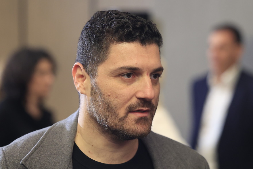 Φάμελλος: Δεν χρειάζεται μια αντιπολίτευση που θα χορεύει ταγκό - Ποιοι επέστρεψαν για την μετά Κασσελάκη εποχή