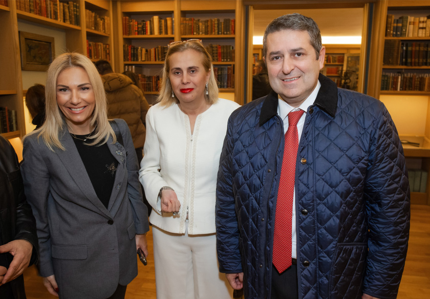 Εγκαινιάστηκε η έκθεση Γλυπτικής του Νίκου - Γιώργου Παπουτσίδη στο Μορφωτικό Ίδρυμα της ΕΣΗΕΑ