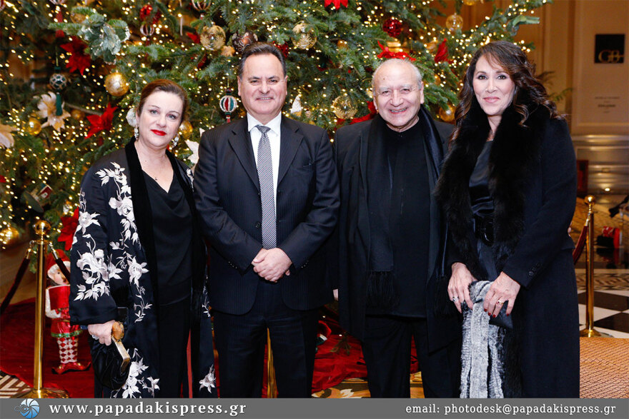 Εορταστικό gala με τον κορυφαίο μαέστρο Γιάννη Χατζηλοΐζου και την Φιλαρμονική Αθηνών