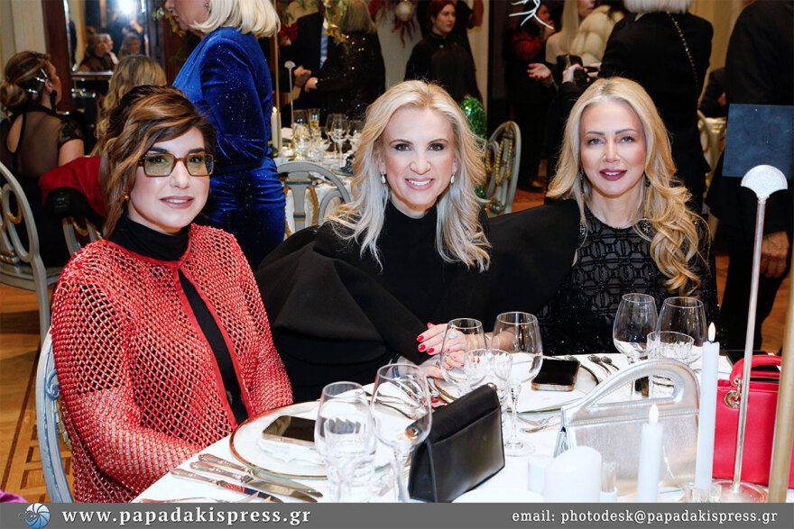 Εορταστικό gala με τον κορυφαίο μαέστρο Γιάννη Χατζηλοΐζου και την Φιλαρμονική Αθηνών