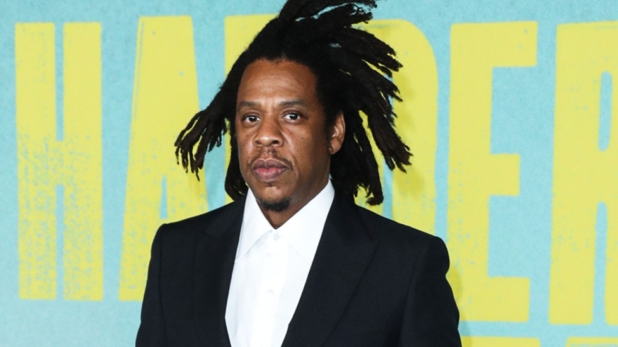Ο Jay-Z θυμήθηκε τη συνάντηση με τον πατέρα του χρόνια μετά την εγκατάλειψή του: «Ένιωσα πιο ανάλαφρος»