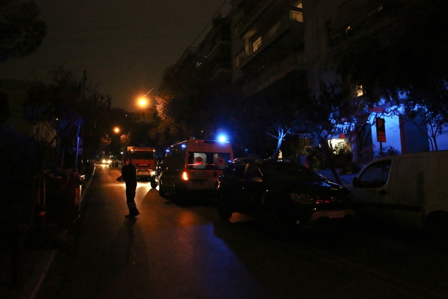 Υπο έλεγχο η φωτιά σε διαμέρισμα στο Κολωνάκι