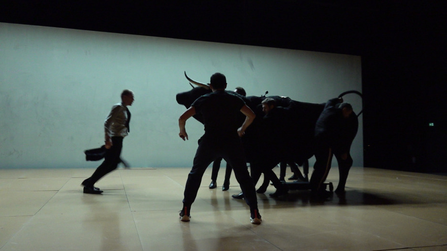 Δημήτρης Παπαϊωάννου: Ένα ντοκιμαντέρ καταγράφει πώς στήνει μια παράσταση 