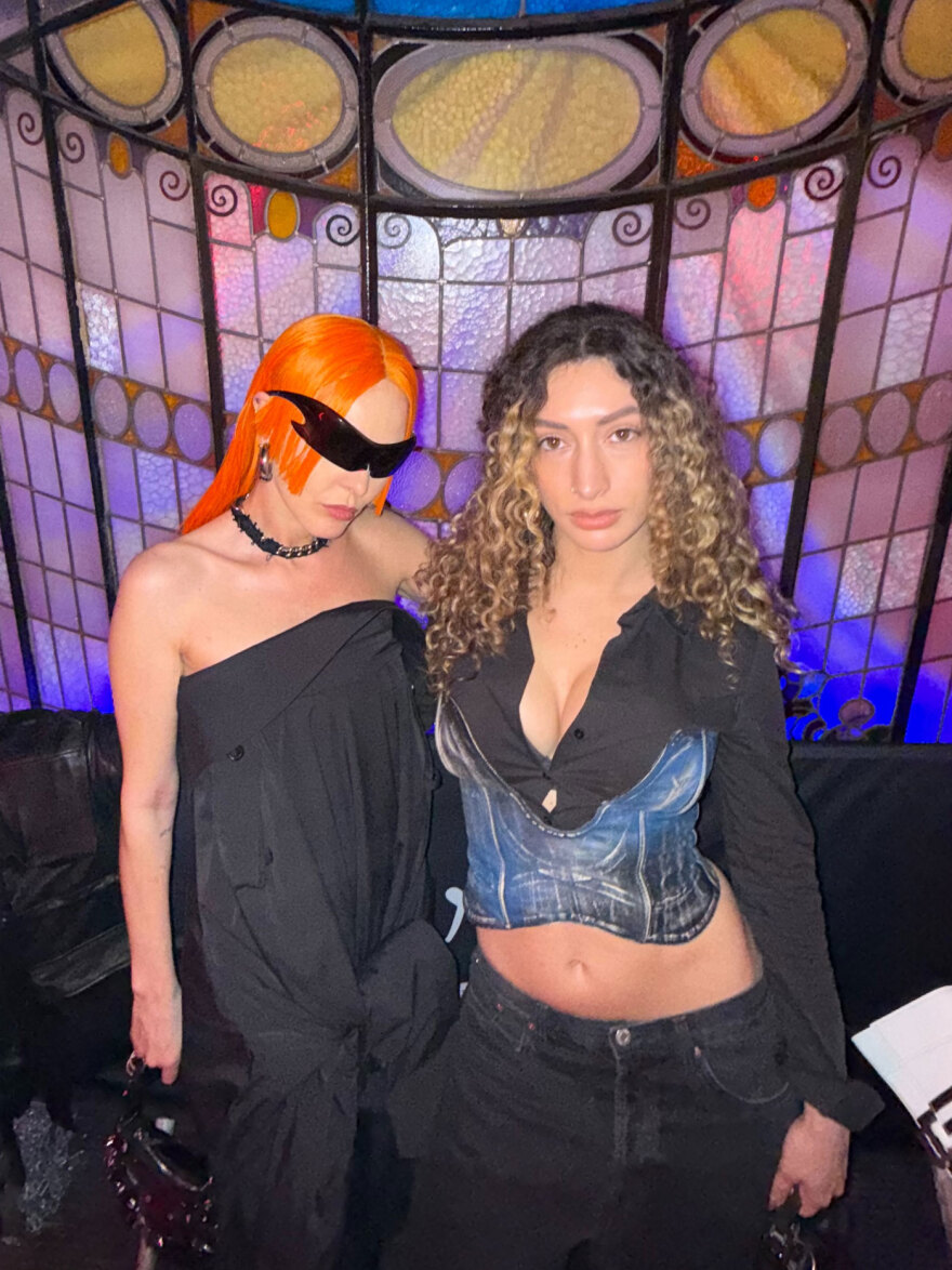 Τάμτα: Βρέθηκε στο fashion show της Balenciaga στο Παρίσι - Δείτε φωτογραφίες