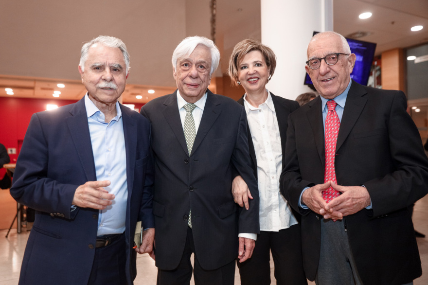 Στην παρουσίαση του βιβλίου του Γιάννη Μπαλάφα ανήμερα της ονομαστικής του εορτής ο Αλέξης Τσίπρας