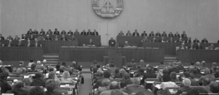 Οι πρώτες και τελευταίες ελεύθερες εκλογές της Ανατολικής Γερμανίας