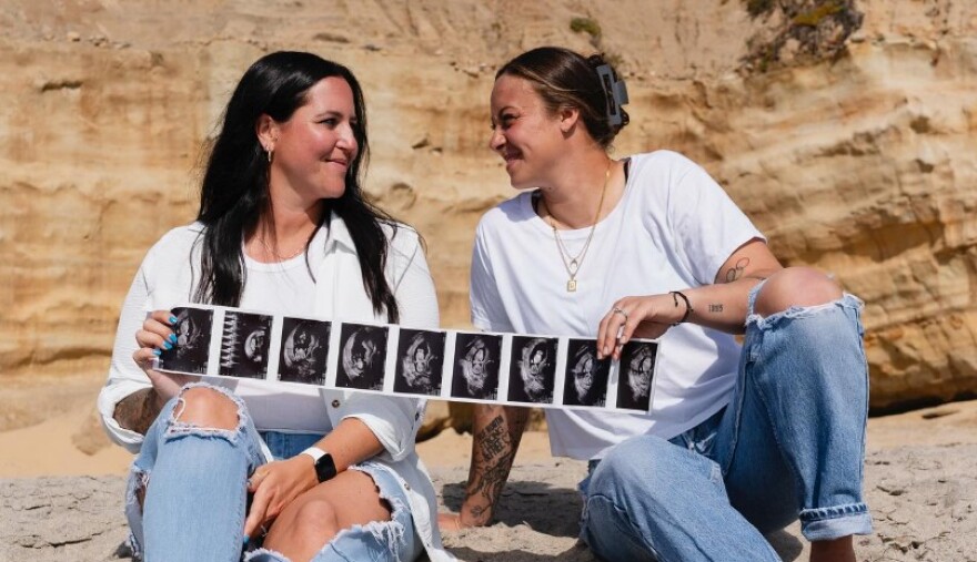 Η τερματοφύλακας της Εθνικής Καναδά και η σύντροφός της περιμένουν το πρώτο τους παιδί - Φωτογραφίες