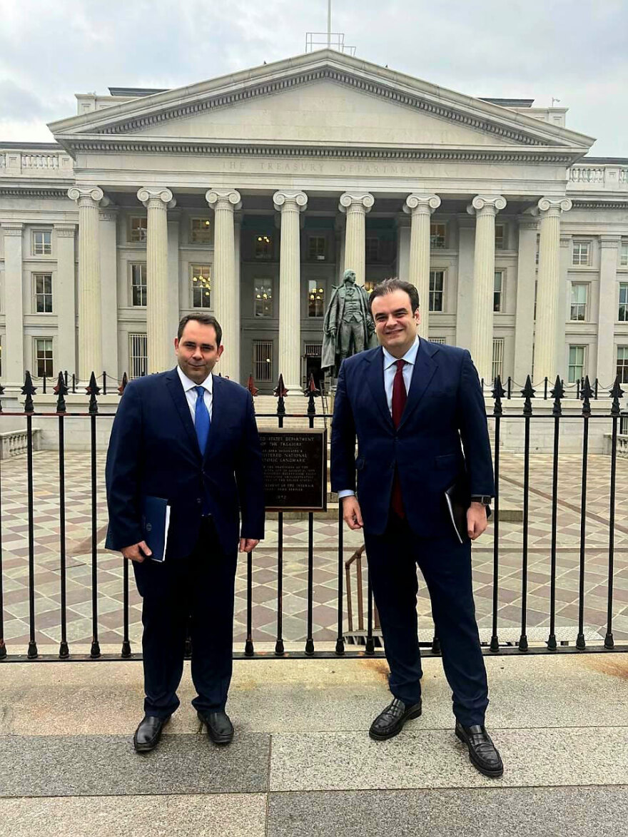 Συνάντηση Πιερρακάκη με τον υπουργό Οικονομικών των ΗΠΑ για δασμούς και επενδύσεις