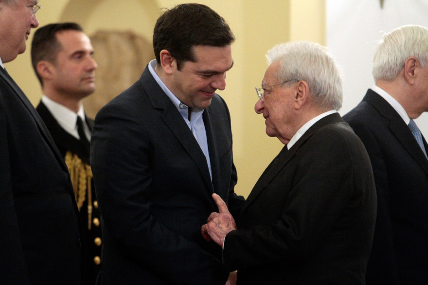 Πέτρος Μολυβιάτης: Ο εξ απορρήτων του Κωνσταντίνου Καραμανλή - Οι επικίνδυνες αποστολές στο εξωτερικό, η στάση του σε Κυπριακό και Μακεδονικό