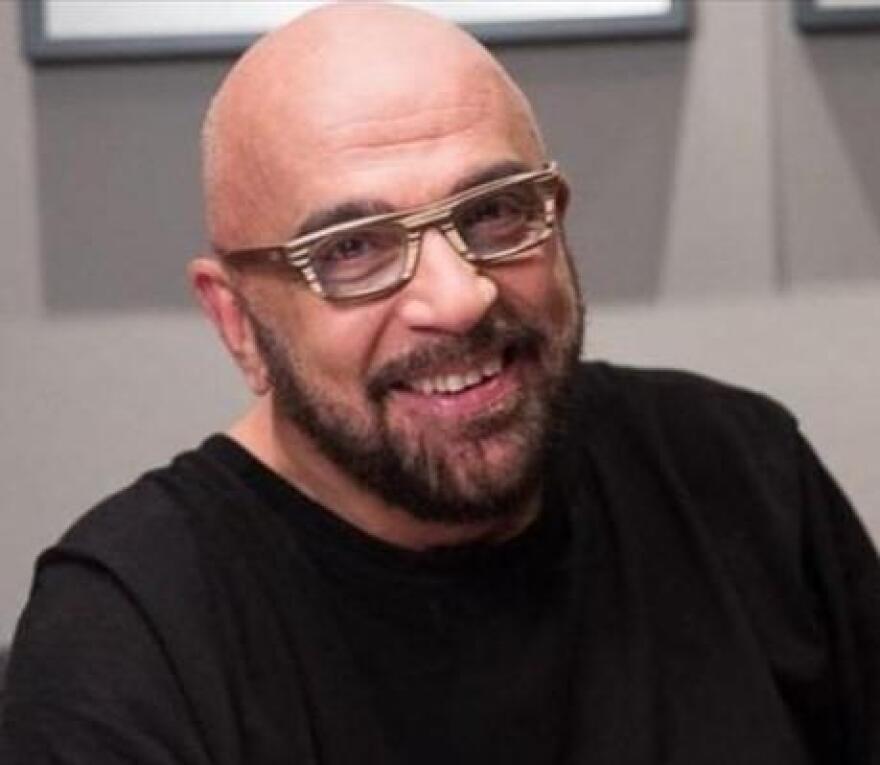 «Ο Ήλιος είναι Έλληνας»: Ένα νέο CD - βιβλίο από τον Γιάννη Ζουγανέλη και τον Μηνά Βιντιάδη