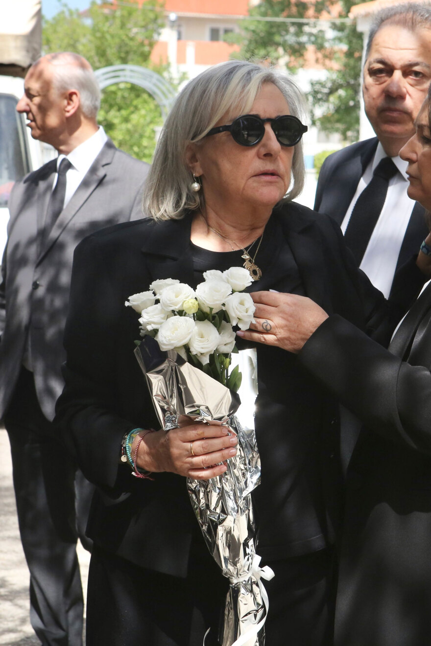 Πέτρος Μολυβιάτης: Με την ελληνική σημαία η σορός για την κηδεία