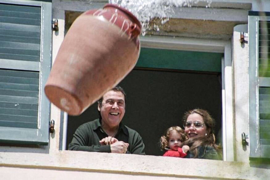 Άντζελα Γκερέκου: Γεύσεις και μνήμες από την Κέρκυρα
