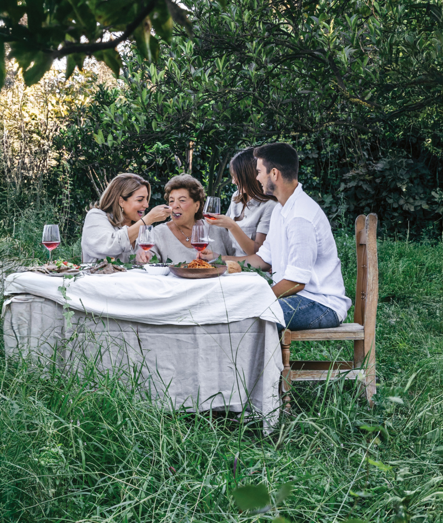 Άντζελα Γκερέκου: Γεύσεις και μνήμες από την Κέρκυρα
