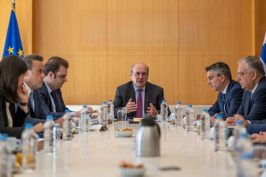 Ο «χάρτης» των μεγάλων έργων: Πότε ολοκληρώνονται ο αυτοκινητόδρομος Πάτρα-Πύργος, ο Ε65, το Flyover, ο σιδηρόδρομος και η ηλεκτρική σύνδεση Αθήνας-Κρήτης