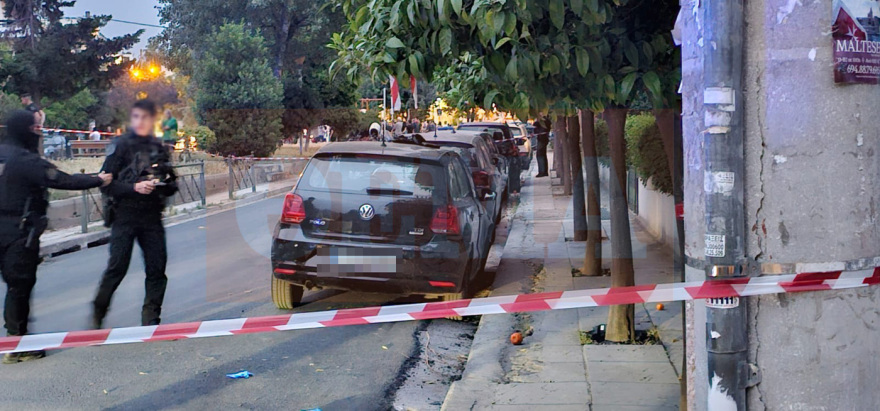 Χαλάνδρι: «Σκοτώστε με, μαχαιρώστε με», έλεγε ο οδηγός που έπεσε σε στάση λεωφορείου στο Χαλάνδρι και τραυμάτισε τρεις γυναίκες - Είχε πάνω του μαχαίρι