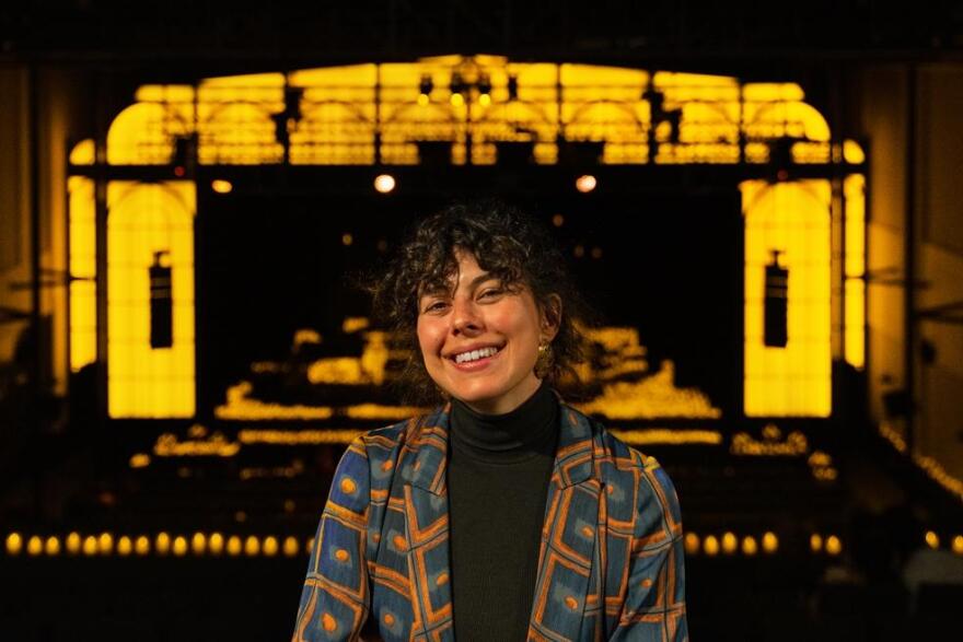 Candlelight: Το φωτεινό μουσικό φαινόμενο που κατακτά τον κόσμο