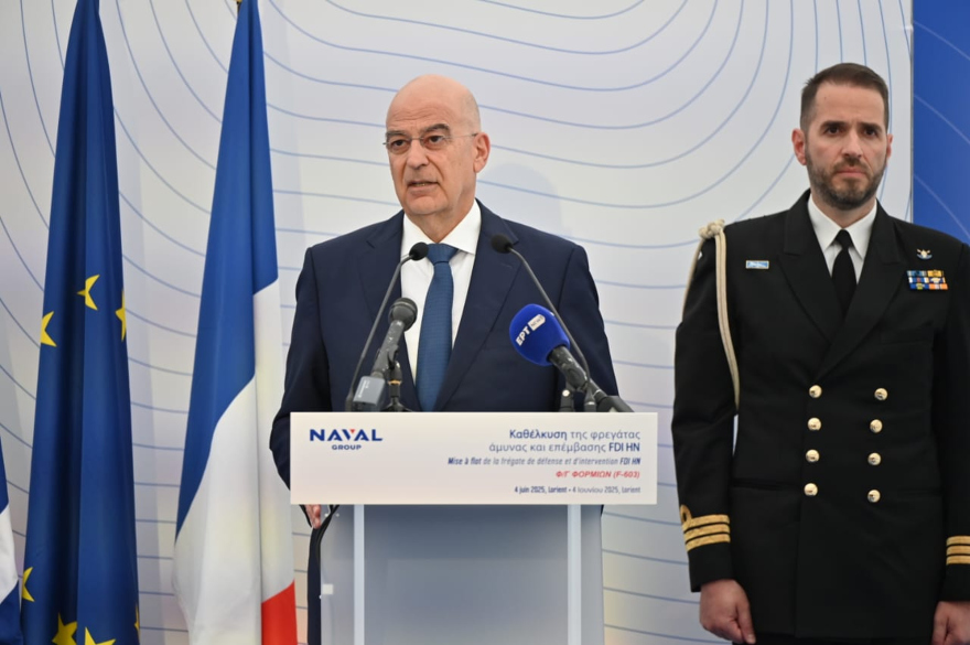 Καθέλκυση της φρεγάτας «Φορμίων»: Είναι μια μεγάλη στιγμή για τη χώρα, είπε ο Δένδιας