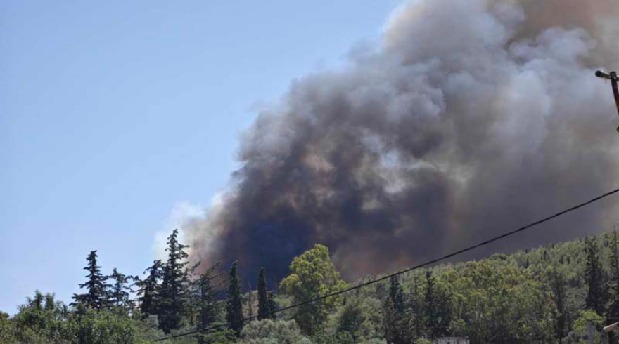 Οριοθετήθηκε η μεγάλη φωτιά στο Άνω Σούλι Μαραθώνα 