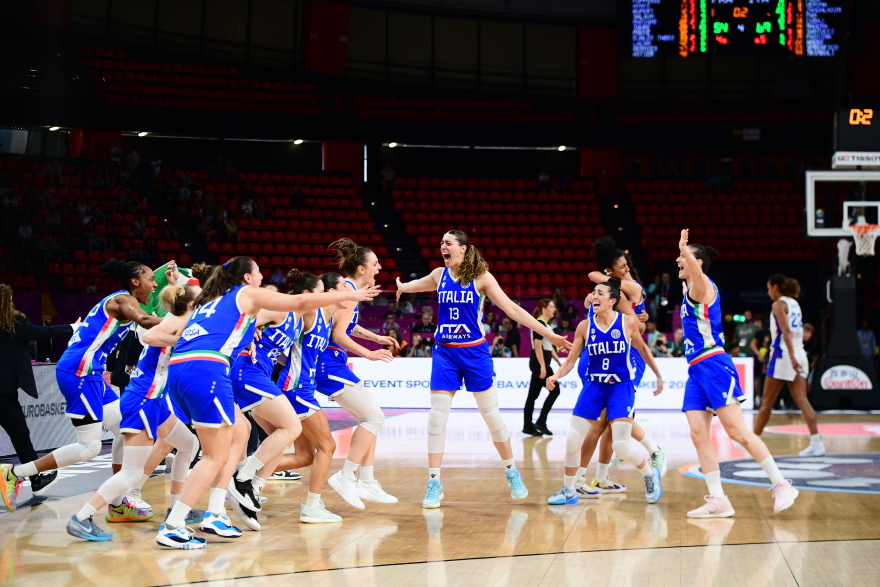 Eurobasket Γυναικών: Η Ιταλία επικράτησε 69-54 της Γαλλίας και κατέκτησε το Χάλκινο μετάλλιο - Βίντεο, φωτογραφίες