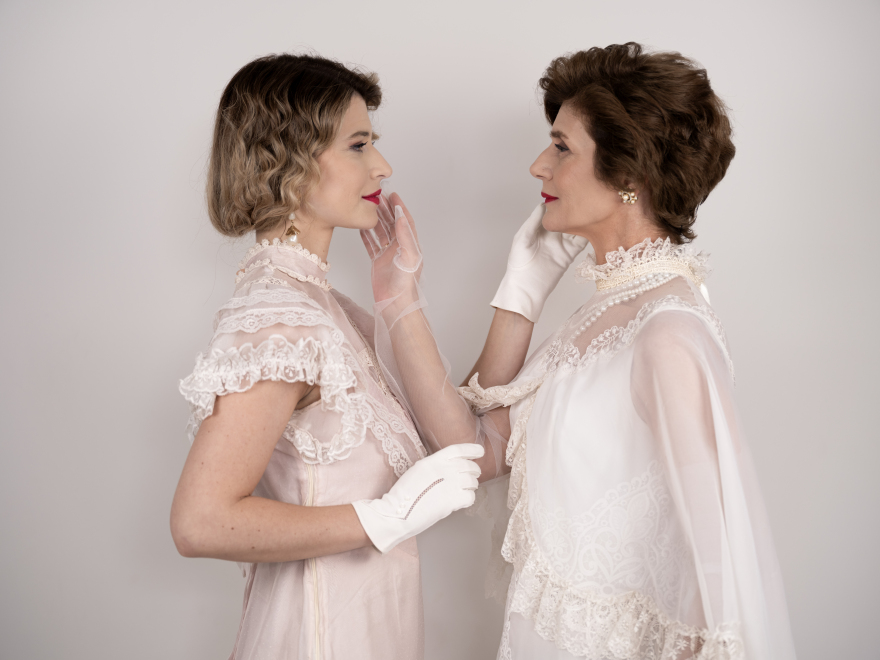 «Αλεξάνδρεια»: Οι πρώτες φωτογραφίες από τη μεγάλη θεατρική παραγωγή που θα ανέβει στο Παλλάς