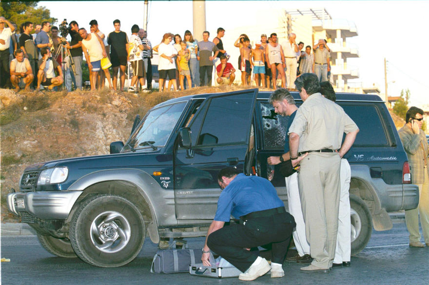 Βασίλης Γρηγοράκος: 25 χρόνια από τη δολοφονία του «νονού» που διαμόρφωσε τη Greek Mafia Βασίλης Γρηγοράκος: 25 χρόνια από τη δολοφονία του «νονού» που διαμόρφωσε τη Greek Mafia