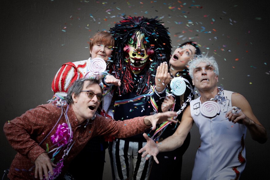 Εναλλακτική Σκηνή της Λυρικής: Νέο πρόγραμμα με παγκόσμιες πρεμιέρες, όπερα σκιών και παραστάσεις εν πλω - Φωτογραφίες