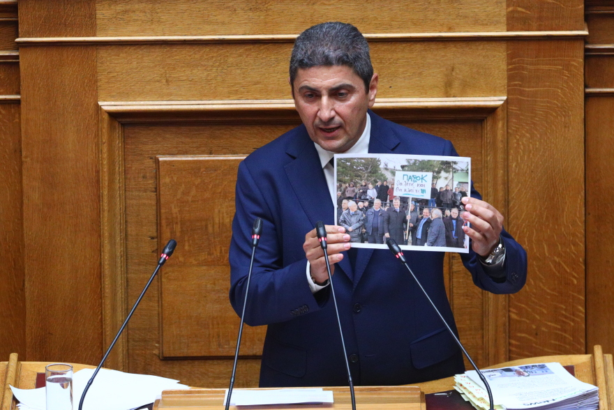 Ανδρουλάκης: Είσαι το κουτσαβάκι του αεροδρομίου – Αυγενάκης: Είσαι ο Νικολιός του Μαρίνου
