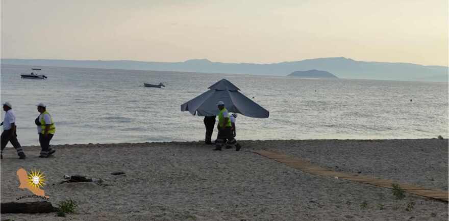 Επιχείρηση απομάκρυνσης μόνιμων κατασκευών από παραλίες του δήμου Κασσάνδρας
