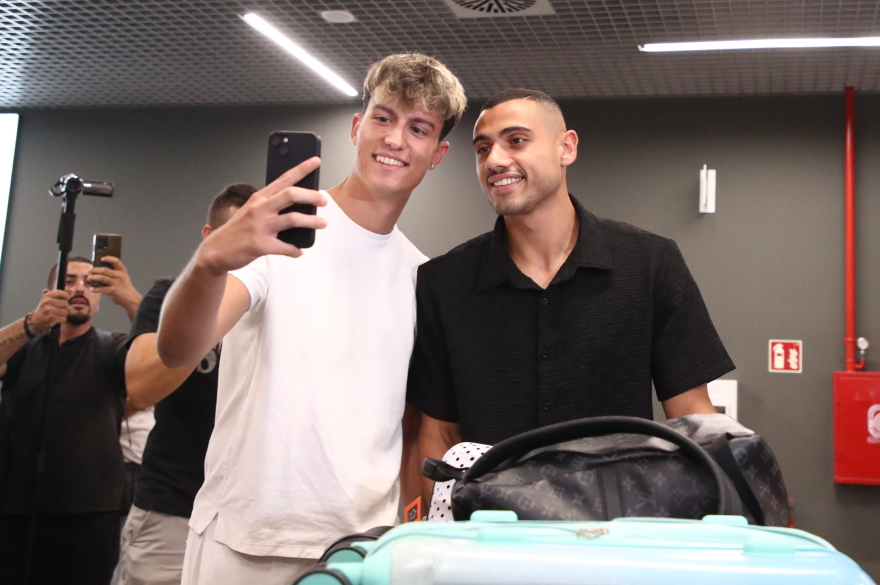 «Πάτησε» Θεσσαλονίκη ο Γιακουμάκης για να υπογράψει στον ΠΑΟΚ - Δείτε βίντεο, φωτογραφίες 