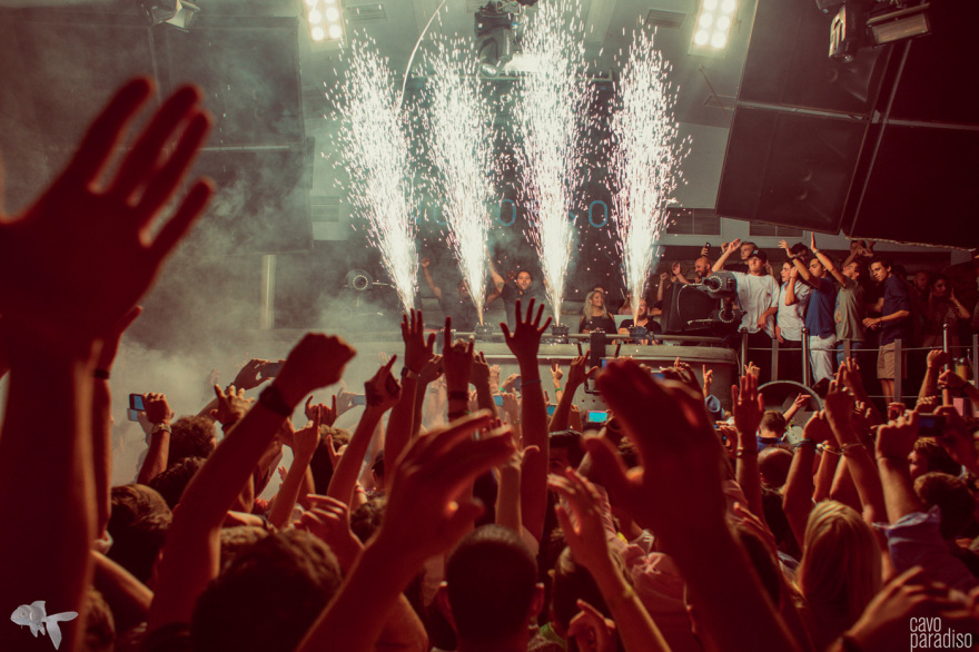 Cavo Paradiso: 30 χρόνια πάρτι και σταρ Djs