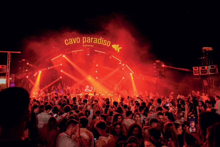 Cavo Paradiso: 30 χρόνια πάρτι και σταρ Djs