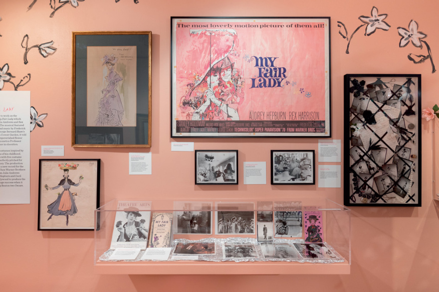 Στους ονειρικούς κήπους του Cecil Beaton