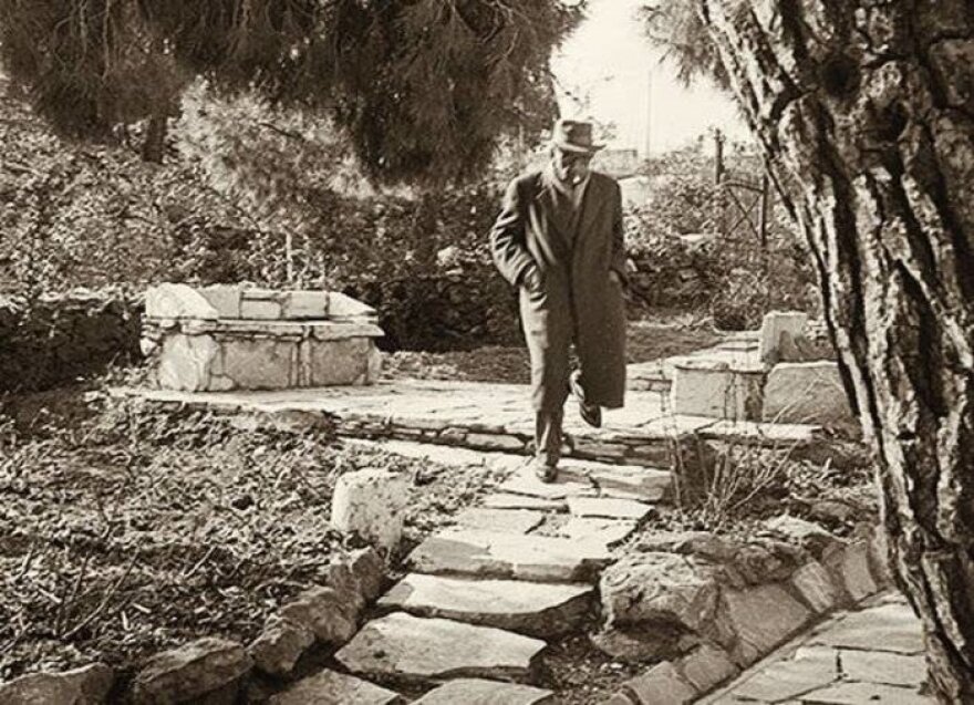 Δημήτρης Πικιώνης: Ο ποιητής της αρχιτεκτονικής που διαμόρφωσε τον περιβάλλοντα χώρο της Ακρόπολης