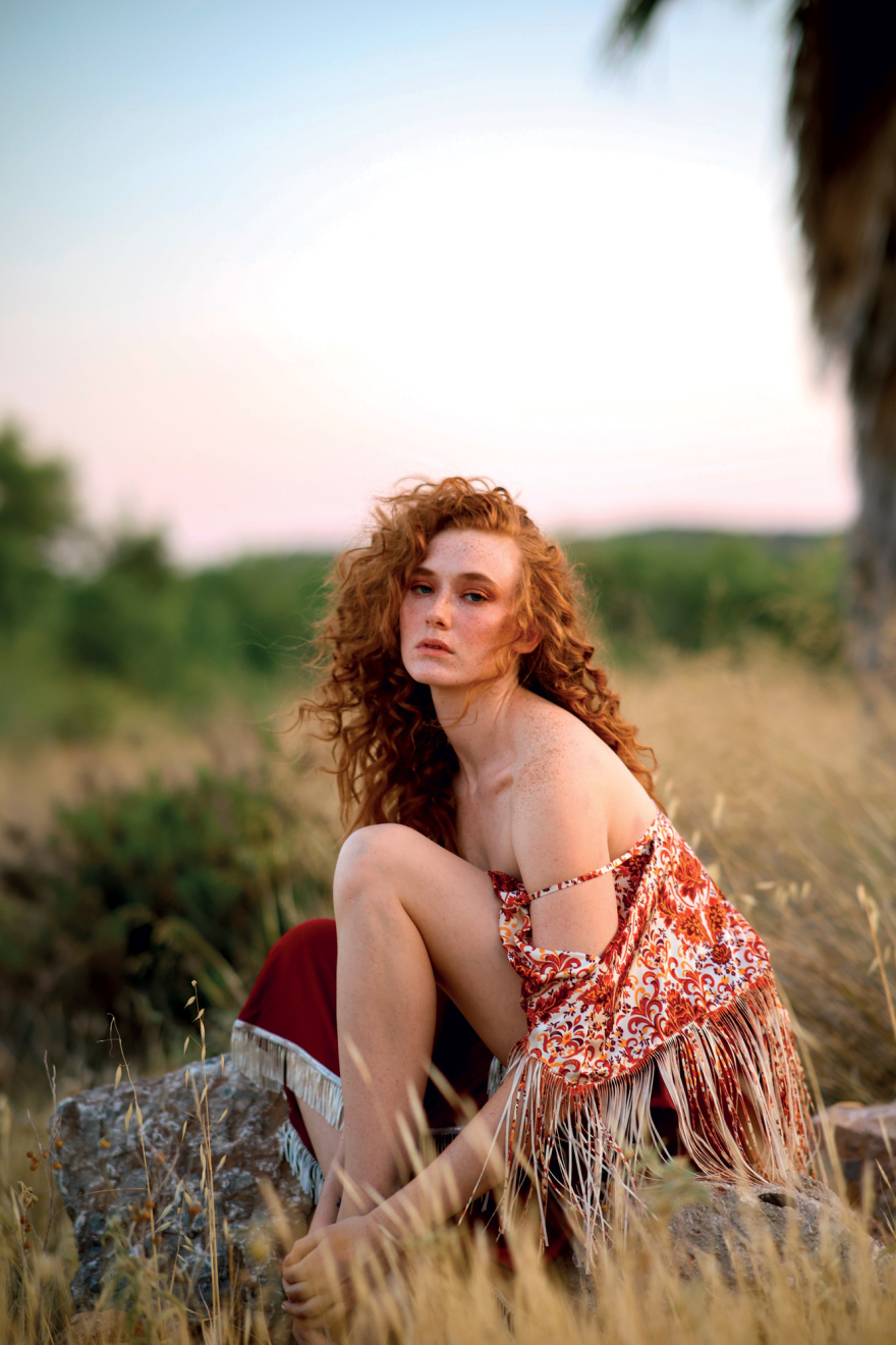 Μαρουσώ Τζανετή: Είμαι μια χημικός που εργάζεται και ως μοντέλο - Η Ελληνίδα καλλονή «σαρώνει» τα editorials μόδας και τις πασαρέλες