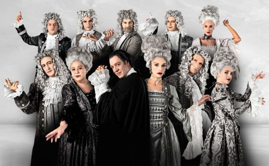 Γιάννης Τσορτέκης: Μεταμορφώνεται σε «Ταρτούφο» του Μολιέρου στη σκηνή του Θεάτρου Αλκυονίς