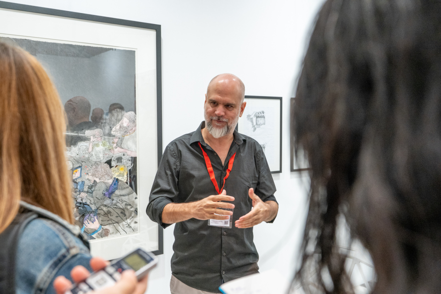 Τι κρύβουν οι αφίσες του 66ου Φεστιβάλ Κινηματογράφου Θεσσαλονίκης - Το plot twist και ο αθέατος κόσμος πίσω από τις κάμερες
