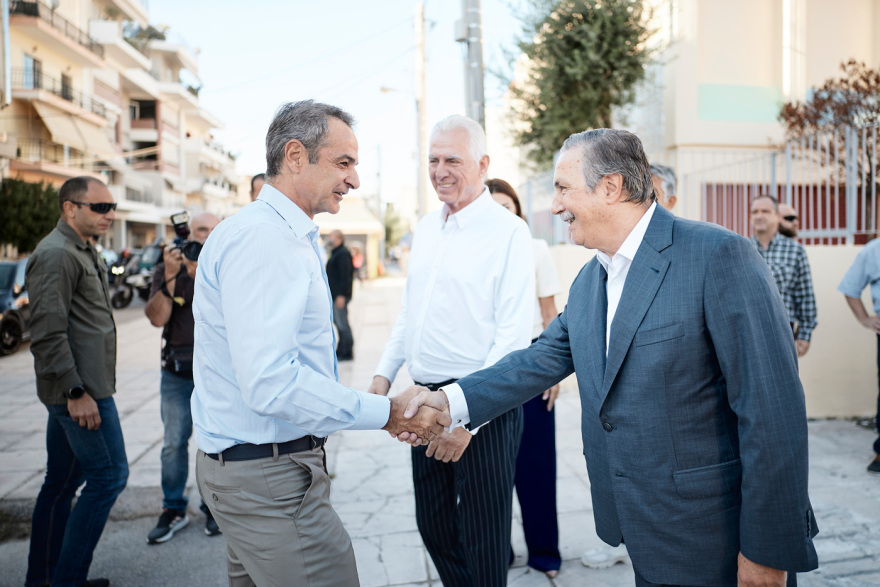 Στο Ωνάσειο Σχολείο Περιστερίου ο Μητσοτάκης: Η κυβέρνηση θα συνεχίσει να επενδύει συστηματικά στη δημόσια παιδεία