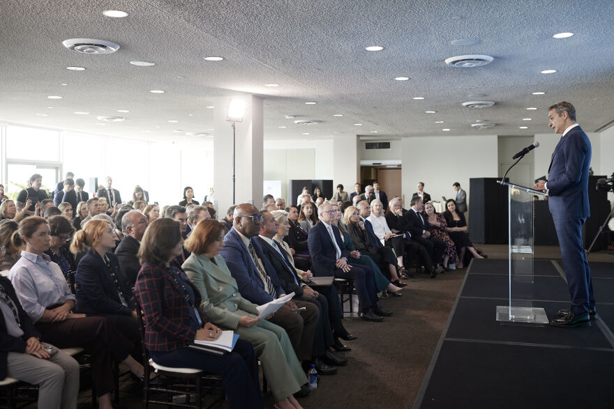 Μητσοτάκης: Θα εξετάσουμε την απαγόρευση της χρήσης των social media από ανηλίκους κάτω των 16 ετών