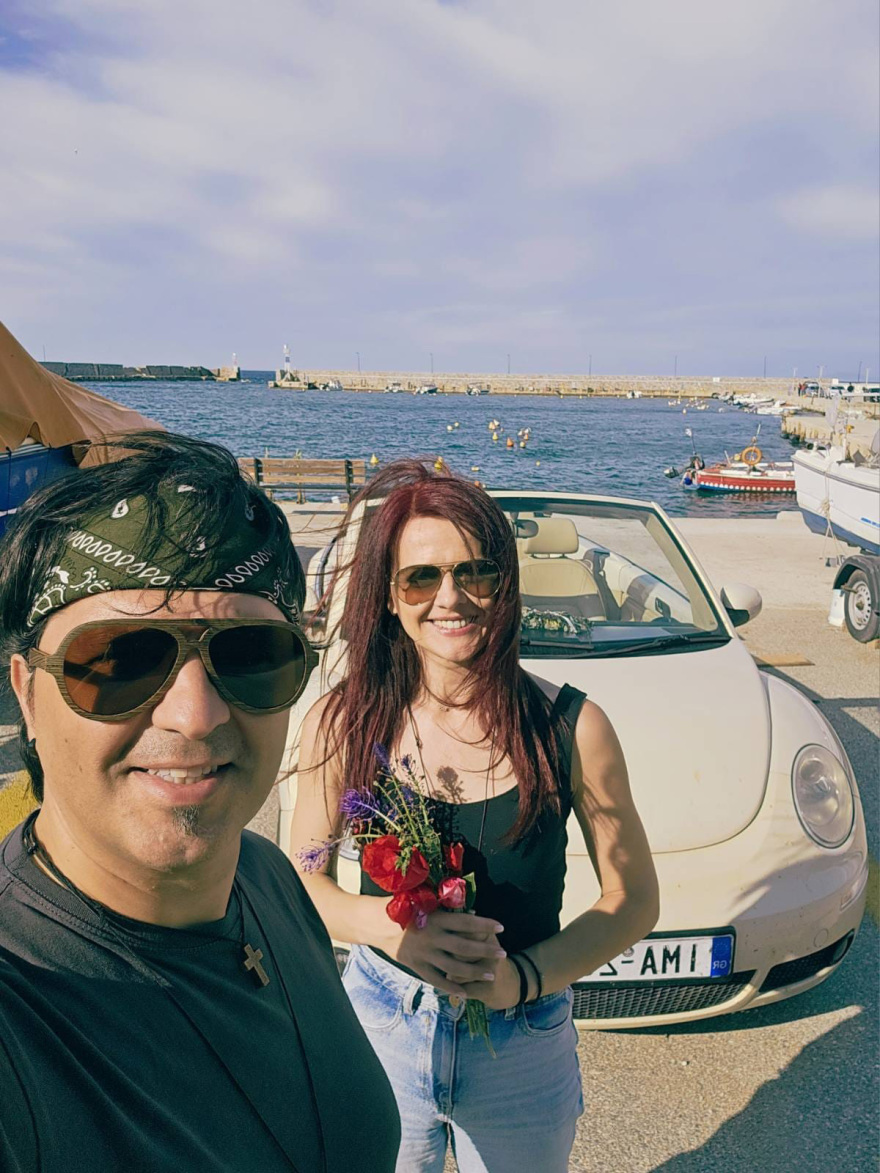 «Η ζωή στην Αθήνα είναι δύσκολη, δεν αντέχεται»: Η Δήμητρα και ο Μιχάλης φεύγουν για τον Έβρο
